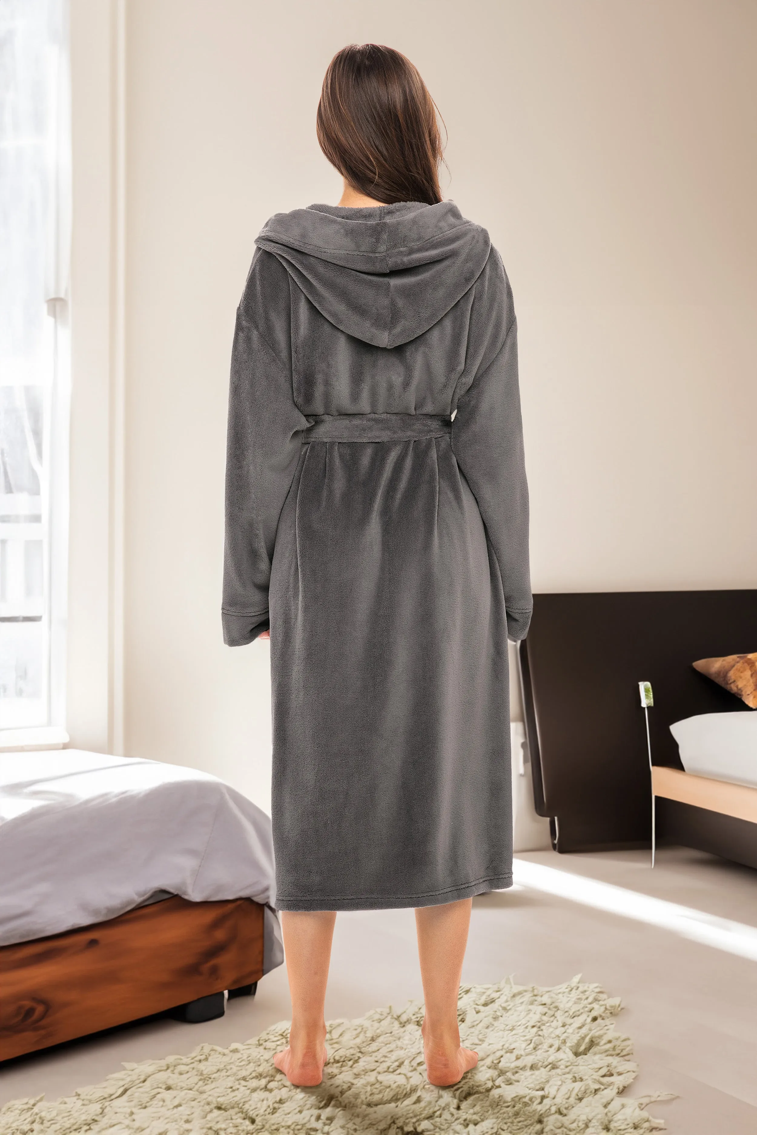 Women's Plush Fleece Robe with Hood, Lightweight Hooded Bathrobe with Pockets